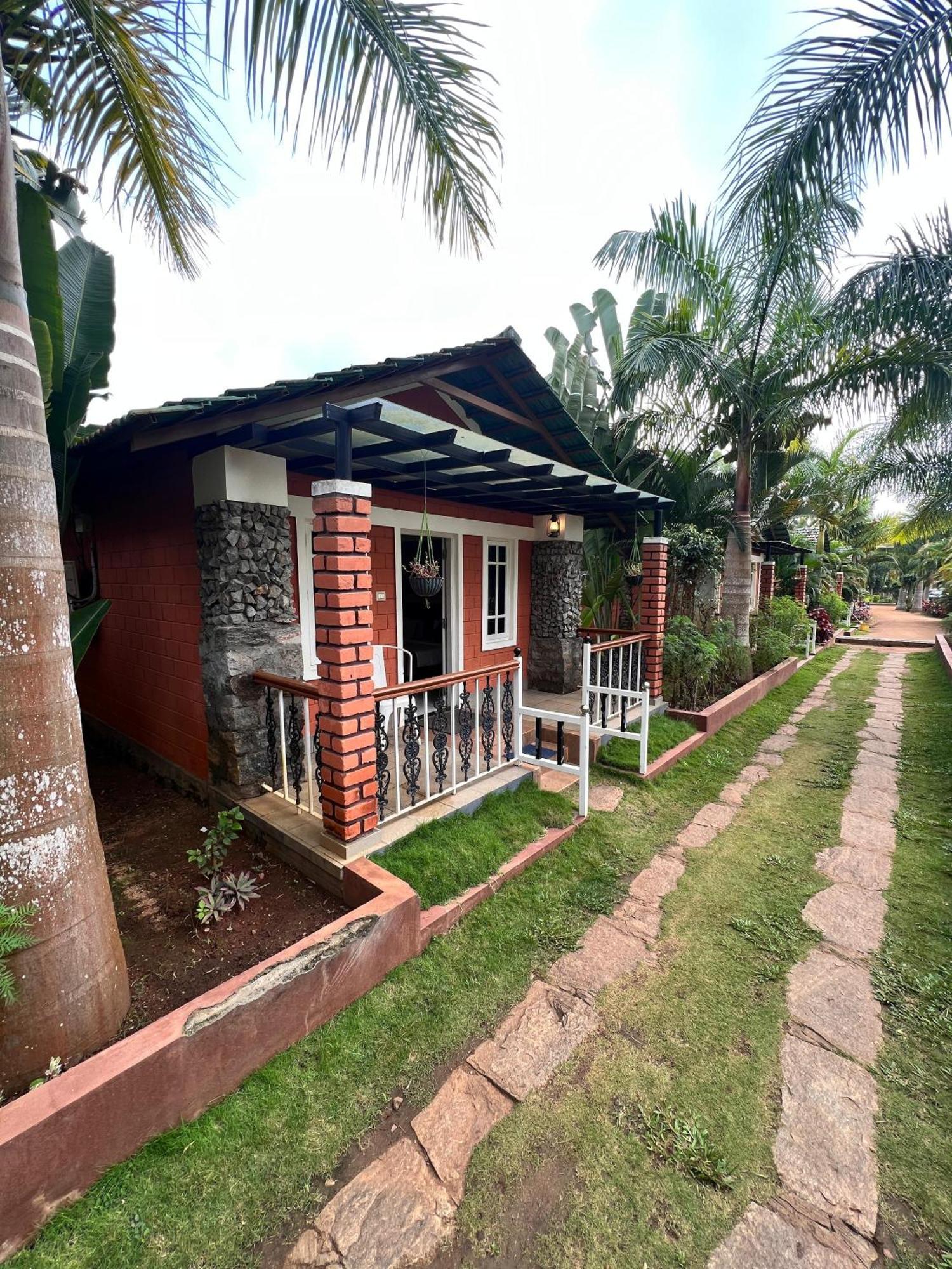 Coorg Nesara Hotel And Resort Kushalnagar Luaran gambar